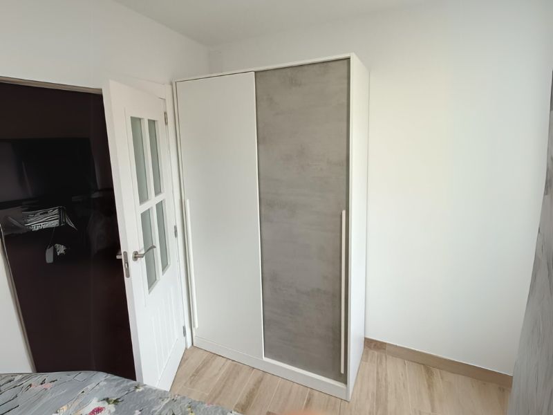 Foto de cliente de Armario Con Puerta Corredera Max Blanco Y Cemento 120X200 cm