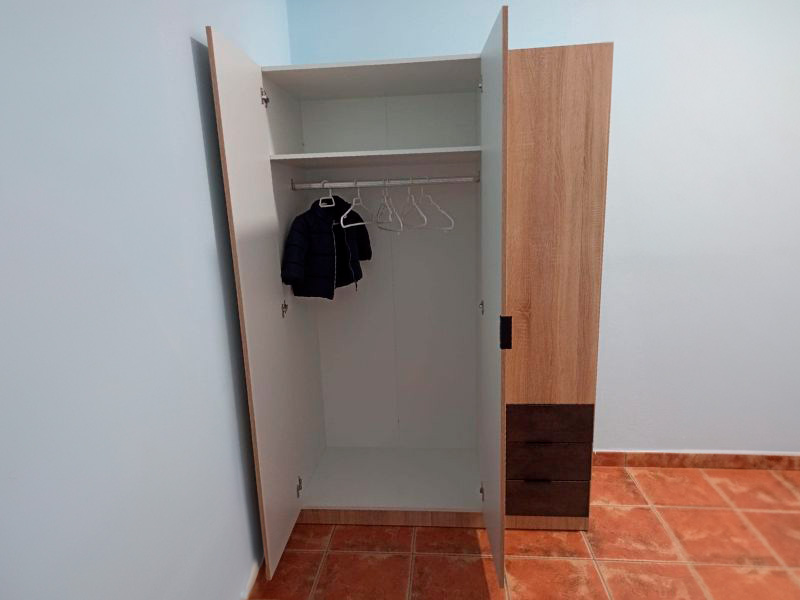 Foto de cliente de Dormitorio Matrimonio Estilo Industrial Pack Muebles Andy Óxido (Armario Opcional)