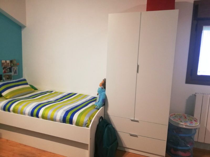 Foto de cliente de Armario 2 Puertas y 2 Cajones Blanco Mate 82x180 cm