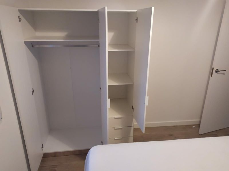 Foto de cliente de Armario Blanco 3 Cajones 3 Puertas 121x180 cm
