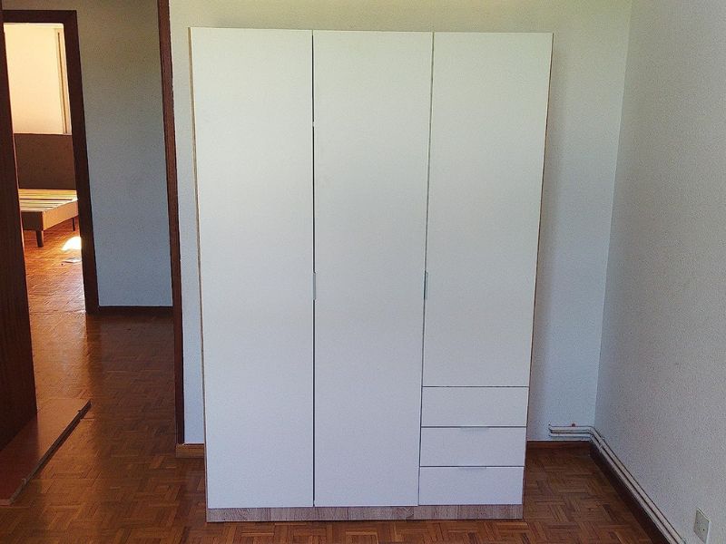 Foto de cliente de Habitación Juvenil Moderna Pack Muebles Color Blanco Artik y Roble Canadian