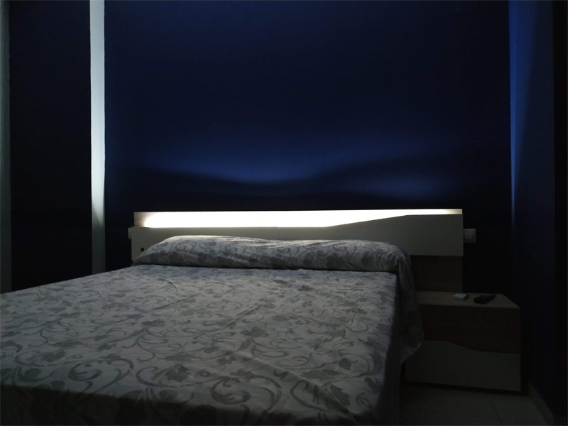 Foto de cliente de Cabecero Cama Future o Asimetric con LED dormitorio Principal Sahara y Blanco  220 cm