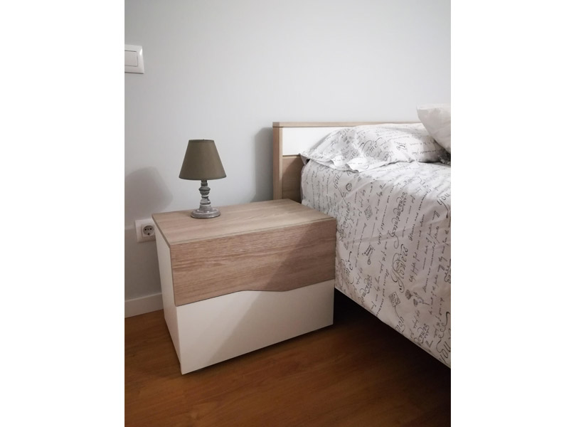 Foto de cliente de Dormitorio Matrimonio Completo Asimetric blanco y sahara con LED (mesitas 2 o 3 cajones)