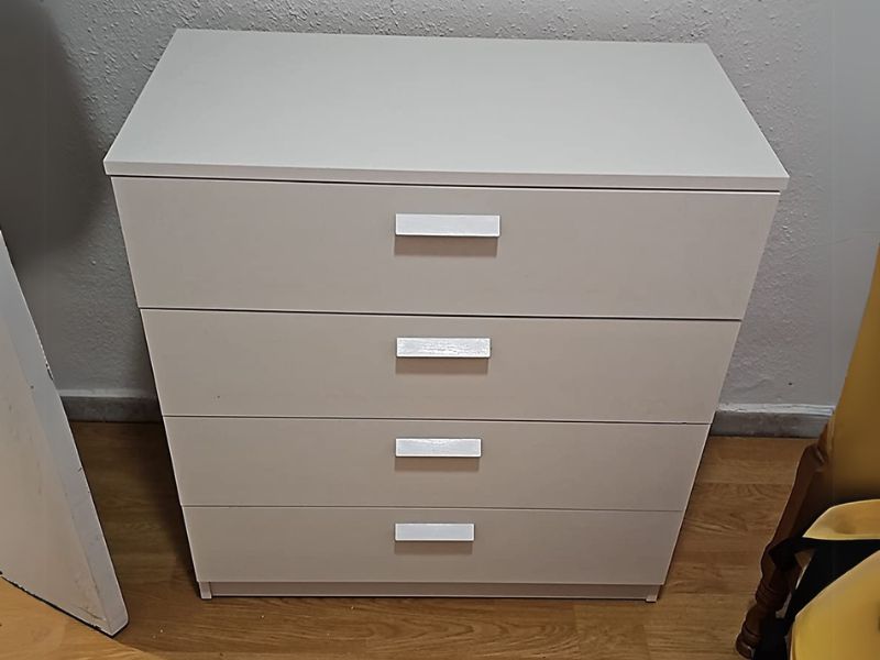 Foto de cliente de Cómoda Blanca 4 Cajones Tibet 74x78 cm