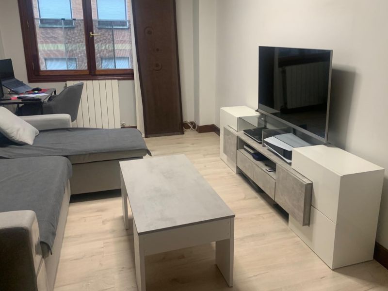 Foto de cliente de Mesa De Centro Salón Comedor Elevable Blanco Artik y Gris Cemento 100x50 cm
