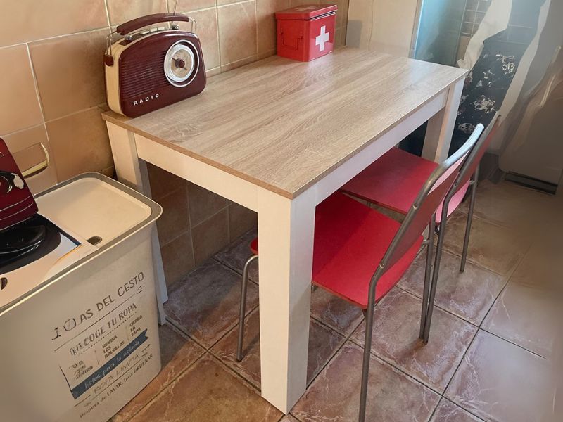 Foto de cliente de Mesa de cocina Cloe fija auxiliar roble y blanco 78x109x67 cm