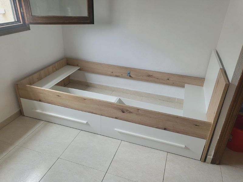 Foto de cliente de Cama Juvenil Noa Cabecero y Cajones Color Roble Nodi y Blanco Artik 90x190 cm
