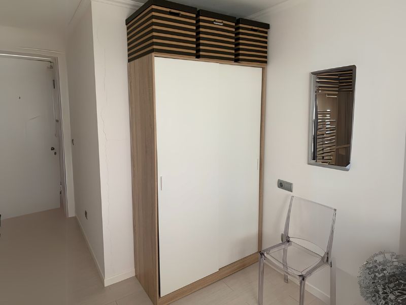 Foto de cliente de Armario con 2 Puertas Correderas Max Color Blanco y Roble 120x200 cm
