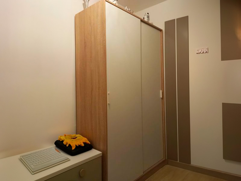 Foto de cliente de Armario con 2 Puertas Correderas Max Color Blanco y Roble 120x200 cm
