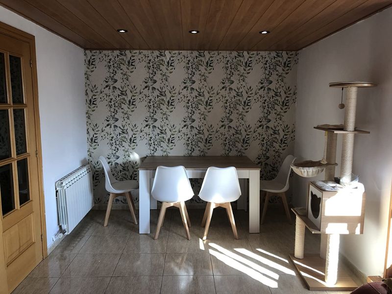 Foto de cliente de Pack Mesa con 4 Sillas Estilo Nórdico Color Blanco y Roble Canadian