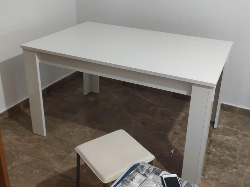 Foto de cliente de Salón Color Blanco Estilo Industrial Andy Moderno