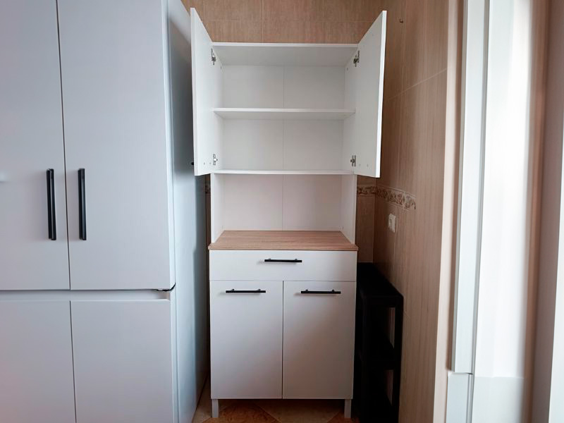 Foto de cliente de Mueble auxiliar cocina alto Yuka Blanco 72x186 cm
