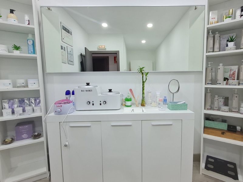 Foto de cliente de Pack Despacho Oficina Moderna Color Blanco Artik Y Roble Canadian