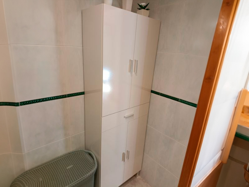 Foto de cliente de Mueble Auxiliar de Baño Galatea Blanco Brillo 60x182 cm