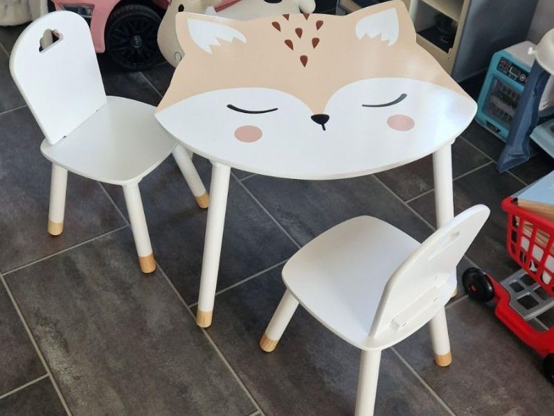 Foto de cliente de Mesa Infantil Fox Douceur con Serigrafia de Zorro en Blanco