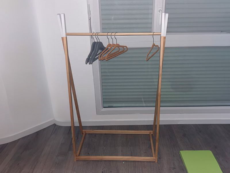 Foto de cliente de Mueble Infantil Burro De Ropa Tipi Color Roble Claro Y Blanco 79x126 cm