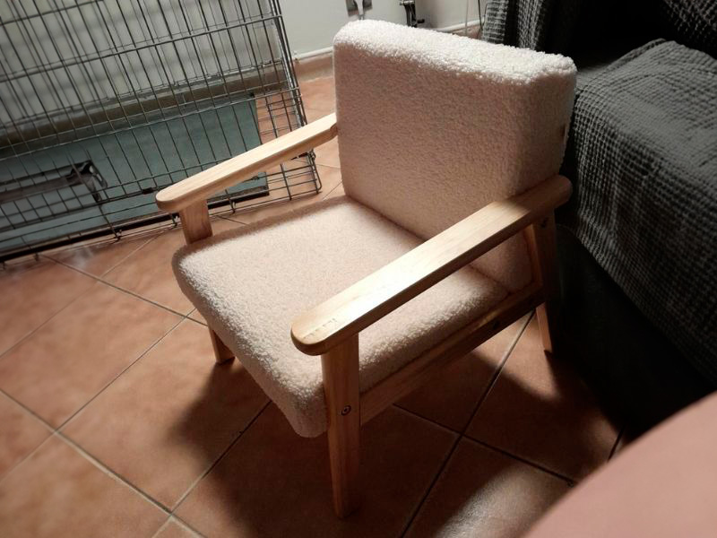 Foto de cliente de Silla Infantil Basile de Tela en Color Roble Claro y Beige 43x46x43 cm