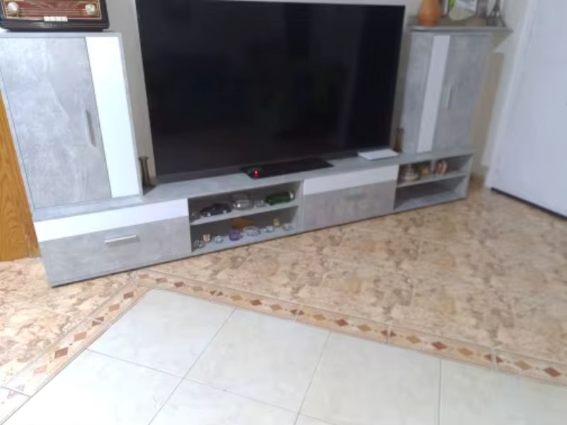 Foto de cliente de Mueble de Salón Comedor Kolm Color Blanco Mate y Gris Cemento 190 cm