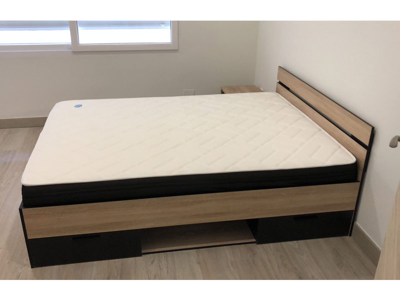 Foto de cliente de Cama de Matrimonio Estilo Industrial 2 Cajones Michigan 135 O 140