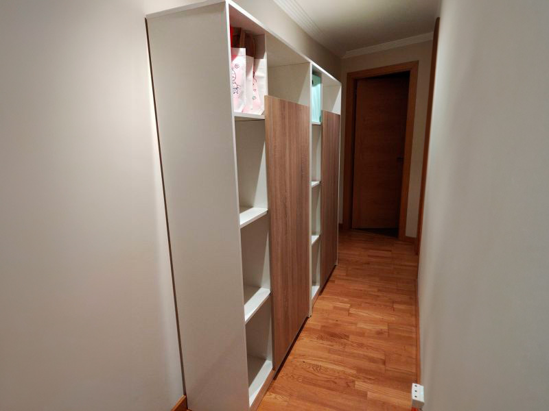 Foto de cliente de Mueble de Entrada Recibidor Neo Blanco Brillo y Roble Cambrian 100 cm