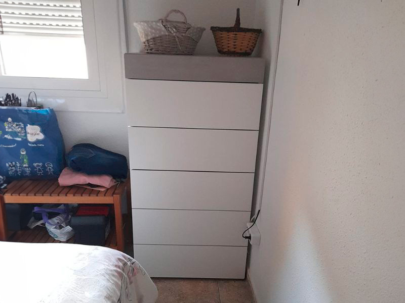 Foto de cliente de Dormitorio Matrimonio Estilo Industrial Pack Muebles Cemento y Blanco