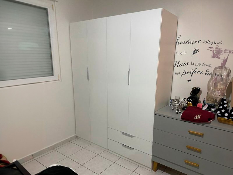 Foto de cliente de Armario Dormitorio Ghost 2 Cajones y 4 Puertas Blanco Mate 158x51 cm