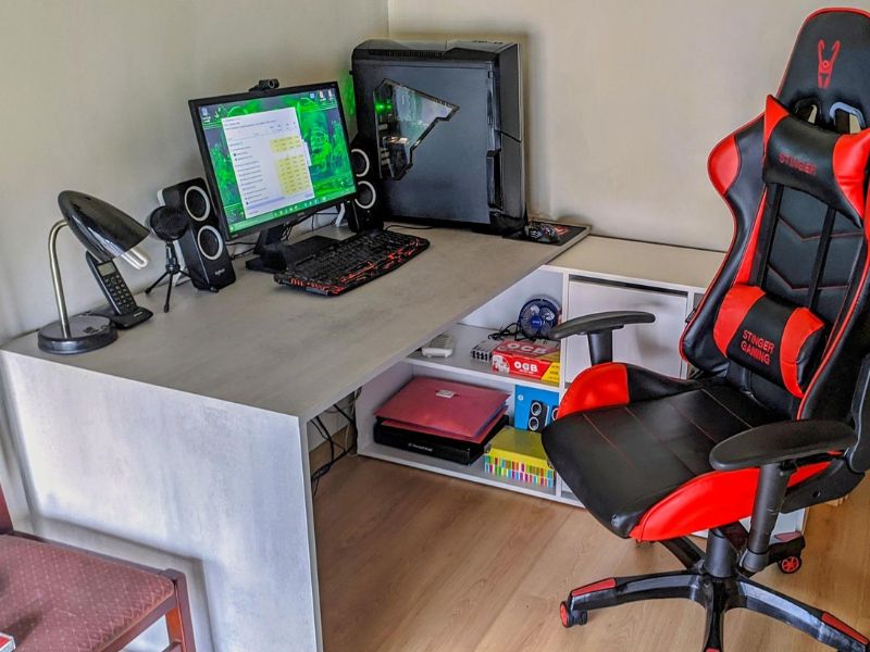Foto de cliente de Escritorio Adapta Plus con buc blanco y cemento 136 cm