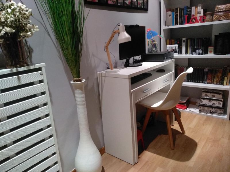 Foto de cliente de Mesa Escritorio Desplazable O Tocador Extensible Color Blanco Artik 98 cm
