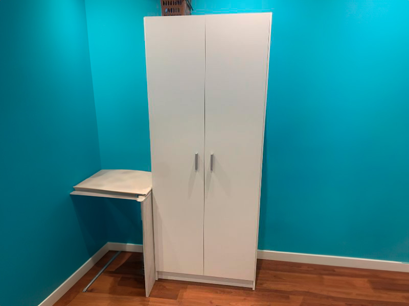 Foto de cliente de Armario Multiusos 73x182 Escobero