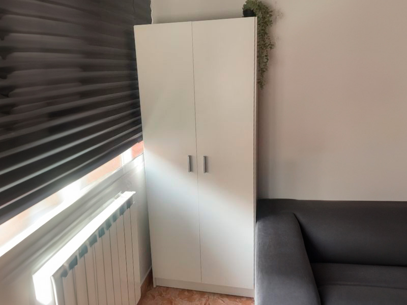 Foto de cliente de Armario Multiusos 73x182 Escobero