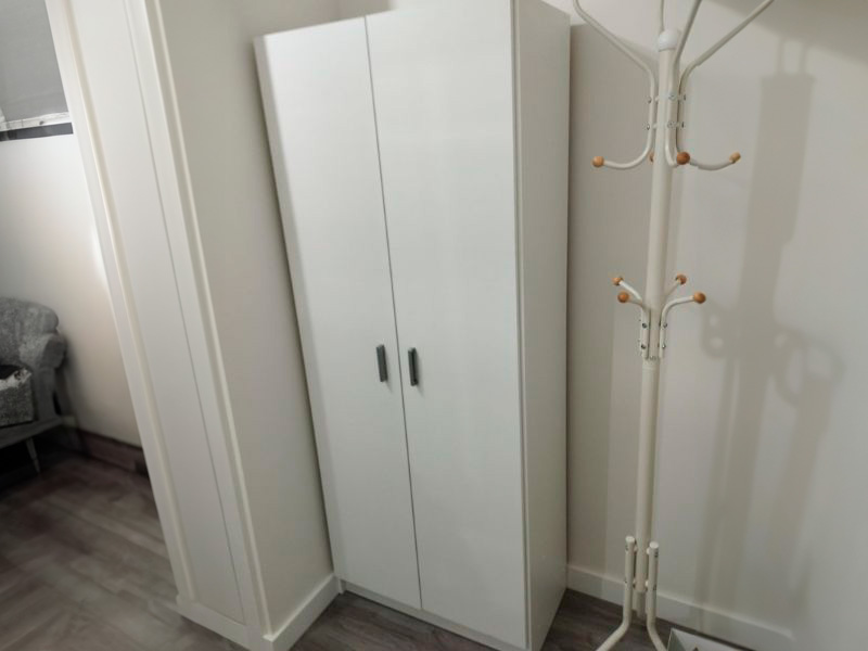 Foto de cliente de Armario Multiusos 73x182 Escobero