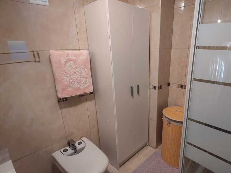 Foto de cliente de Armario Multiusos 59x180 Aspiradora