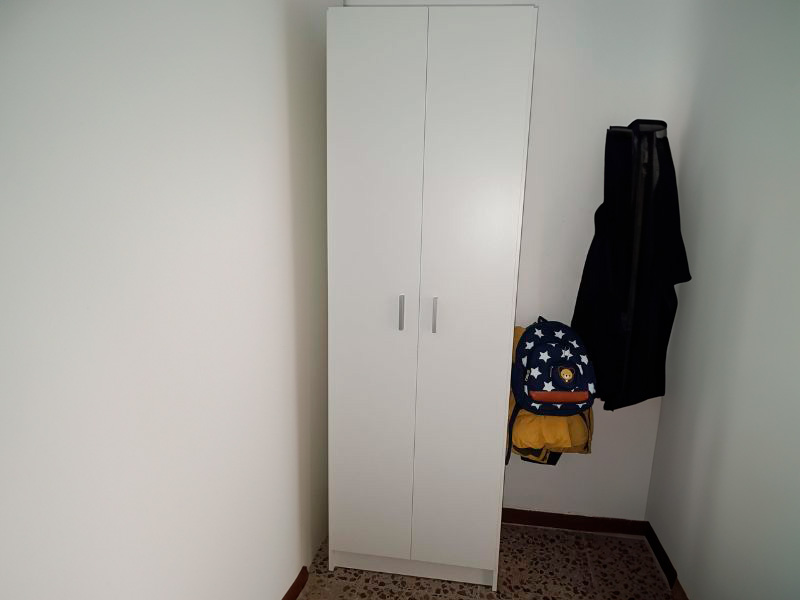 Foto de cliente de Armario Multiusos 59x180 Aspiradora