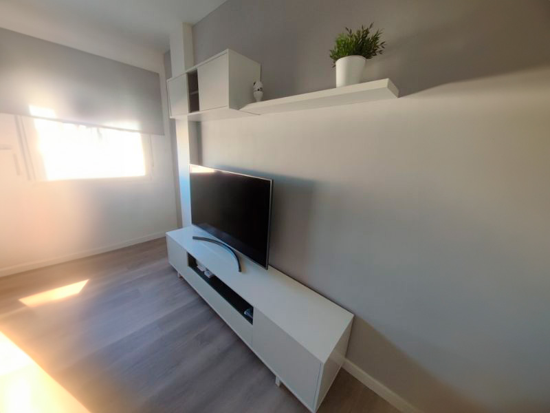 Foto de cliente de Pack salón completo Belus color blanco estilo moderno