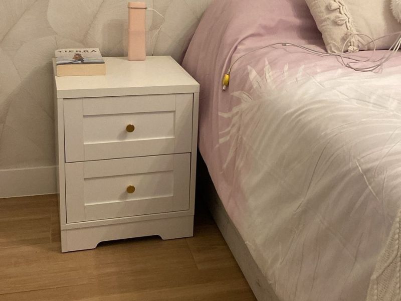 Foto de cliente de Mesita De Noche Ottavia 2 Cajones Color Blanco Mate 40x50 cm