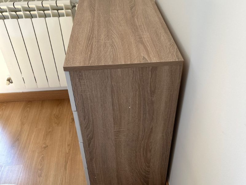 Foto de cliente de Cómoda Dormitorio Tibet 4C Roble Cambrian y Blanco 74x78 cm