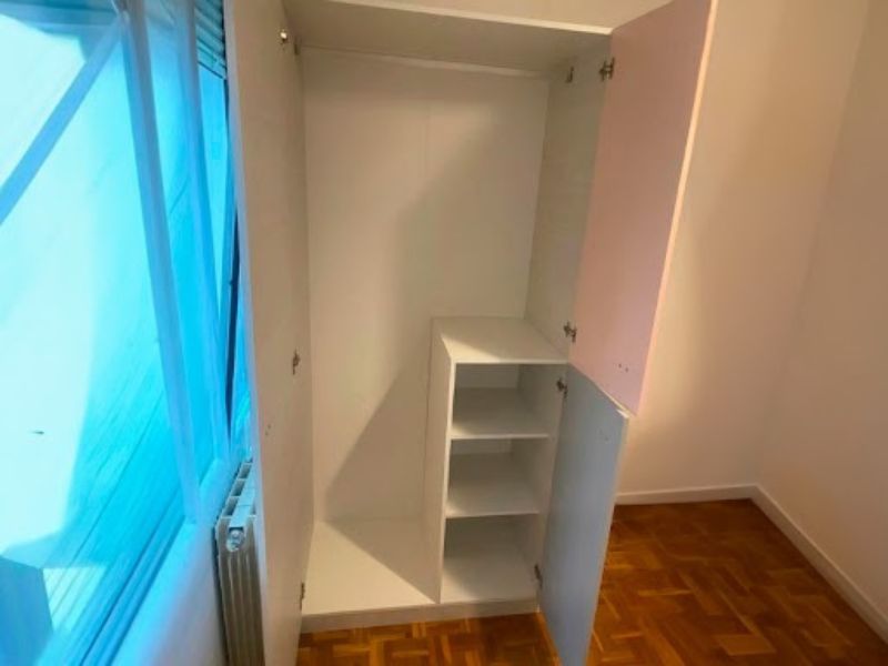 Foto de cliente de Armario Juvenil 3 Puertas Blanco Alpes y Rosa 90x200 cm