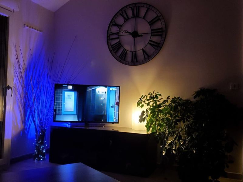 Foto de cliente de Reloj de pared Tibor Color Negro 88 cm