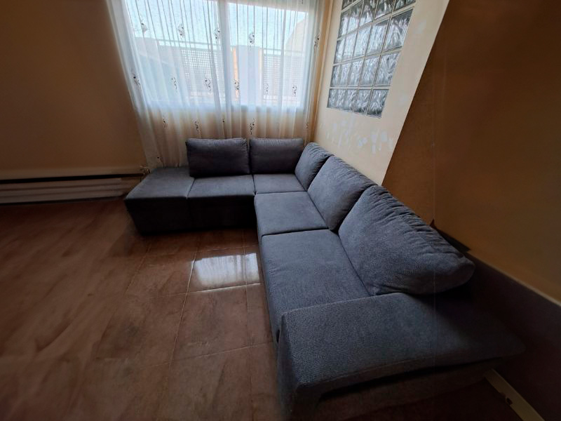Foto de cliente de Sofá Cama Chaise Longue con Arcón, Estante y Puf Romeo Gris Oscuro 249 cm