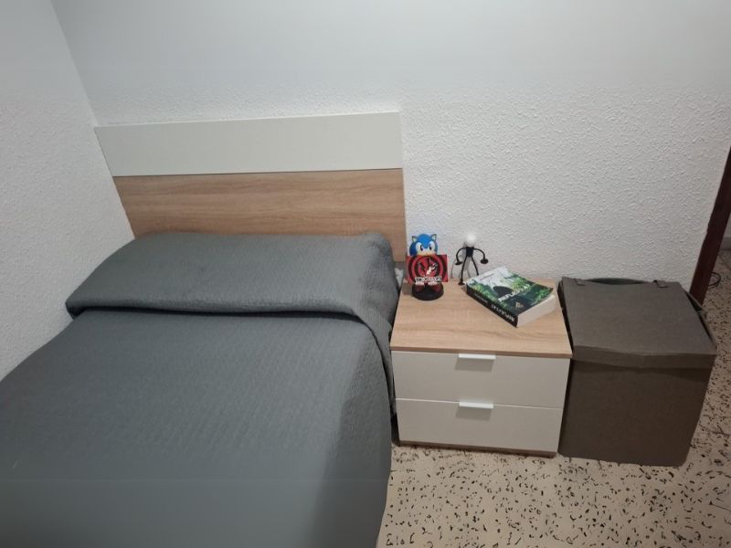 Foto de cliente de Cabecero de cama de 90 con mesita Luca Juvenil Color Blanco y Roble