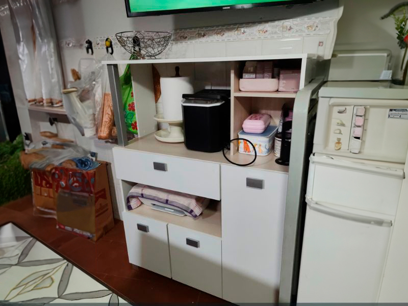 Foto de cliente de Mueble auxiliar microondas de 3 puertas 99x132
