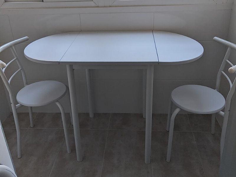 Foto de cliente de Conjunto Mesa + 2 sillas Blanco Butterfly