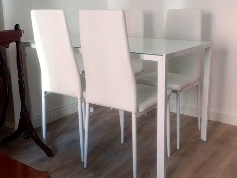 Foto de cliente de Silla de Comedor Avat Moderna en Color Blanco