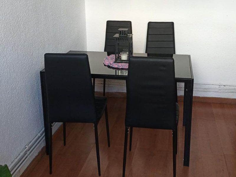 Foto de cliente de Silla de Comedor Avat Estilo Industrial Color Negro
