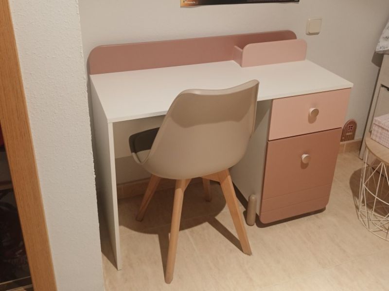 Foto de cliente de Cómoda Juvenil Jade Habitación Dormitorio Juvenil Blanco Mate y Rosa 73x82 cm