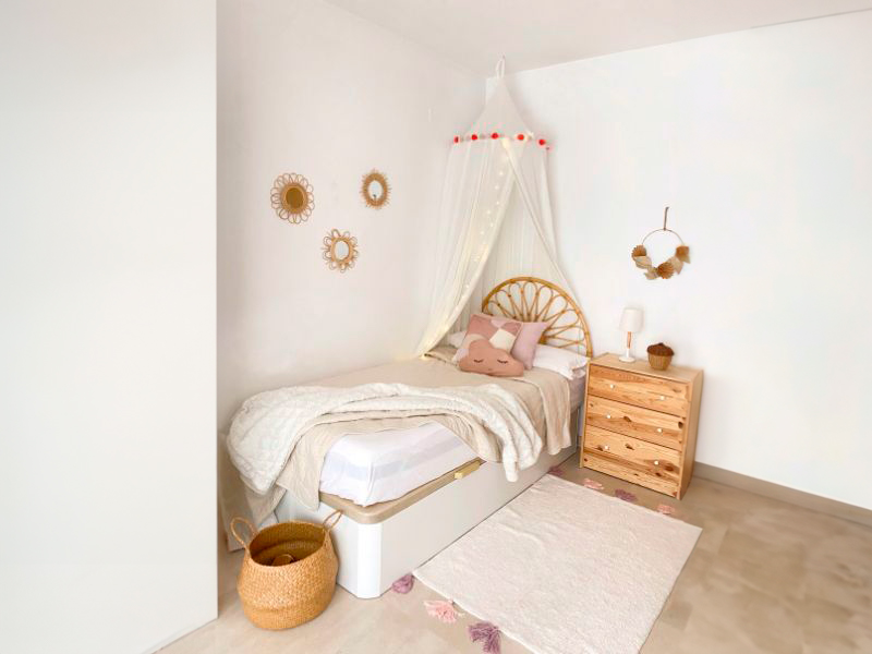 Foto de cliente de Cama Canapé de Apertura Lateral Plenit Blanco Mate Con Base Tapizada