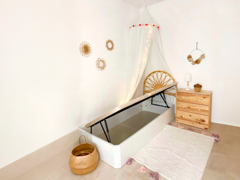 Foto de cliente de Cama Canapé de Apertura Lateral Plenit Blanco Mate Con Base Tapizada