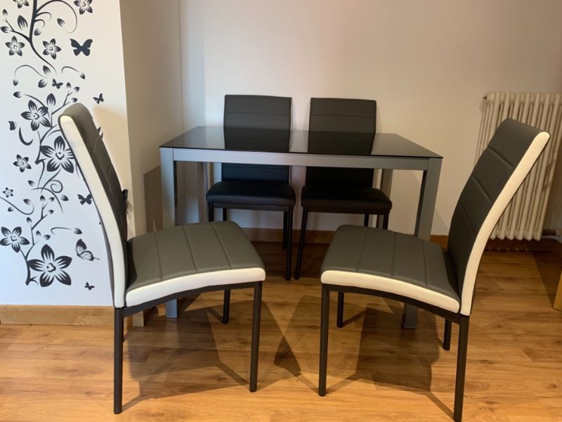 Foto de cliente de Sillas Salón Comedor Moderno Color Gris Meli