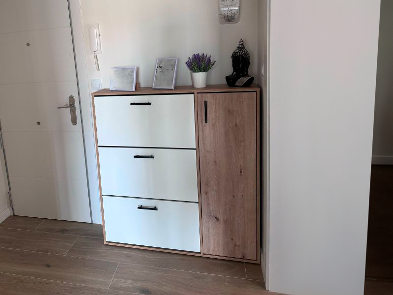 Foto de cliente de Mueble Zapatero Recibidor 4P Roble Nodi y Blanco Artik