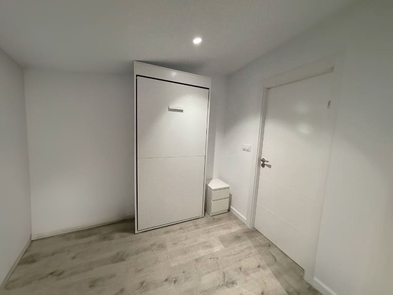 Foto de cliente de Cama Plegable Abatible Vertical Color Blanco Mate 90x190 cm
